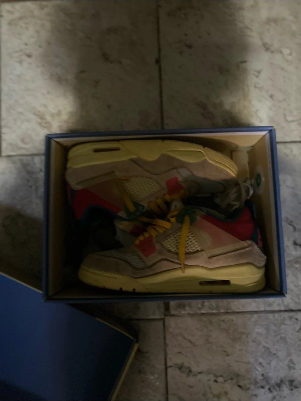 Jordan 4 Union Guava